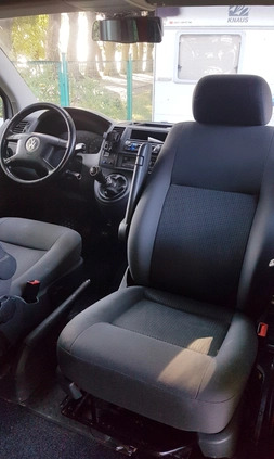 Volkswagen Caravelle cena 49000 przebieg: 366000, rok produkcji 2005 z Gdańsk małe 562